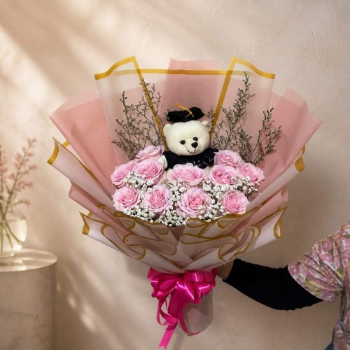 Buket Bunga Wisuda Caspea Gratis Boneka - Kurnia Florist Jakarta
