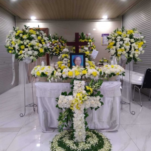 Paket Dekorasi Altar & Rumah Duka Premium